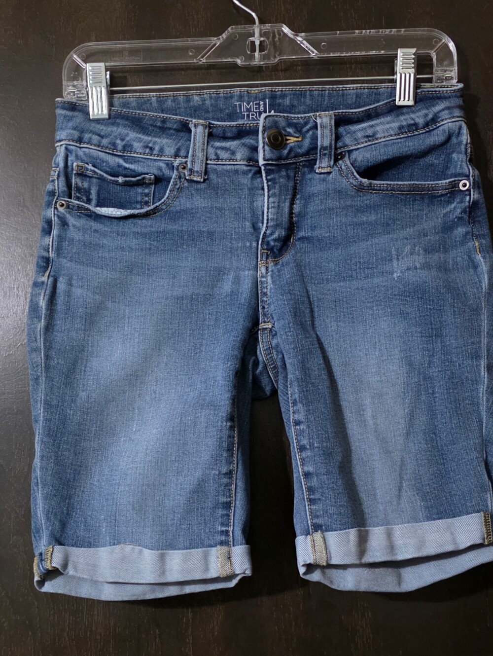 💢4For$20 Time and Tru Medium Blue Cuffed Denim Mid-rise Shorts Women's Size 4